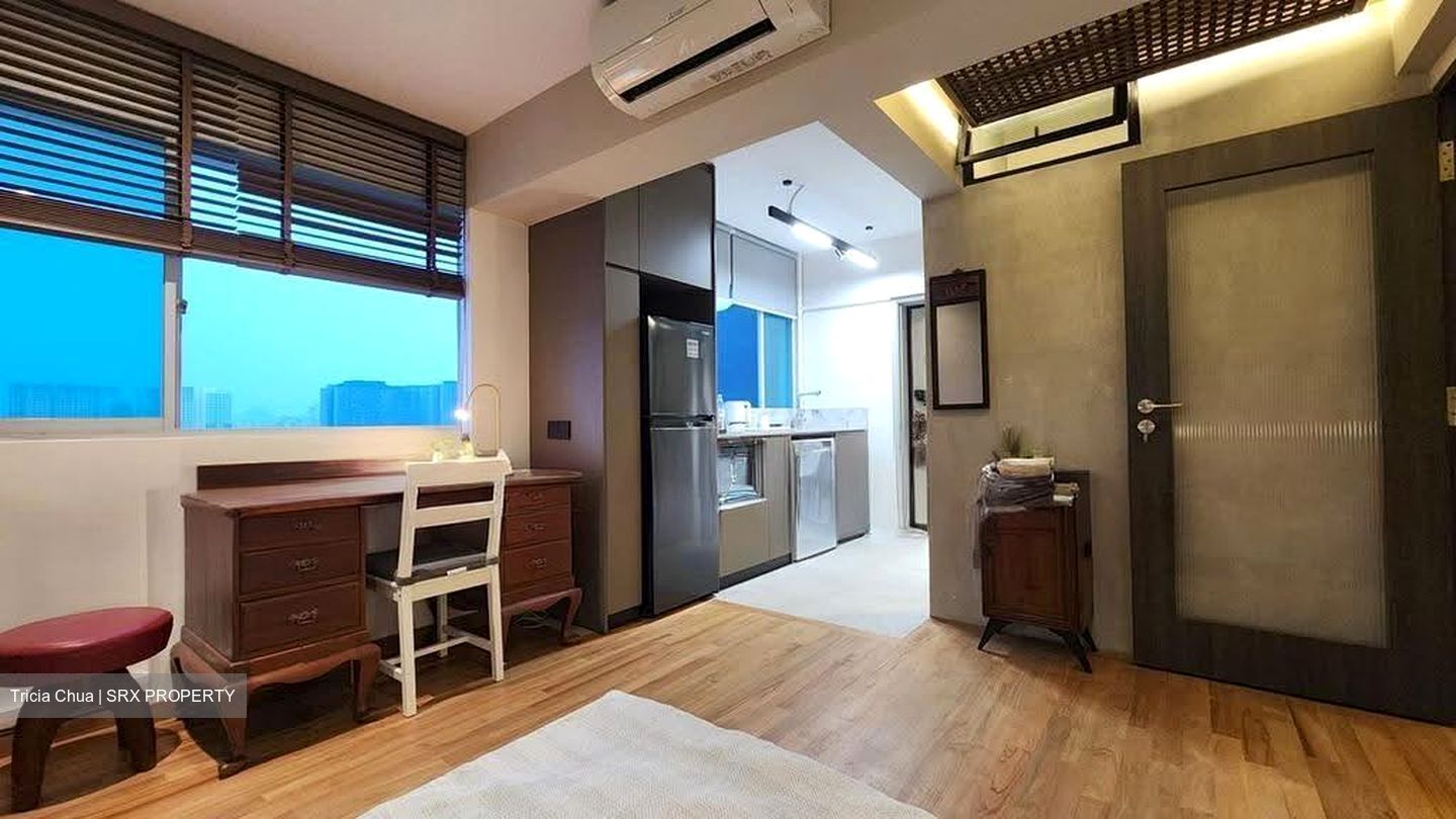 Lakeview Estate (D20), Apartment #639028001